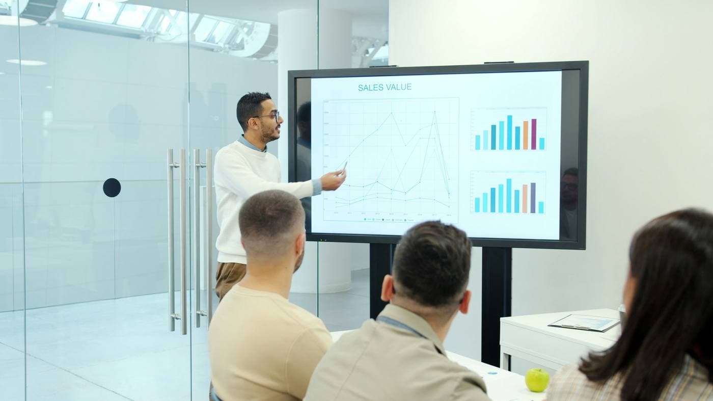 Business analytics dashboard